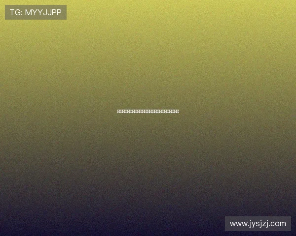 差一点,琼阿梅尼禁区内射门被卡卢卢神勇挡出错失良机